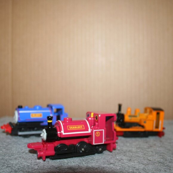 Vtg. (3) Thomas Tank Engine & Friends Diecast Magnetic Trains Ertl Lot 2 1990's - Picture 6 of 9